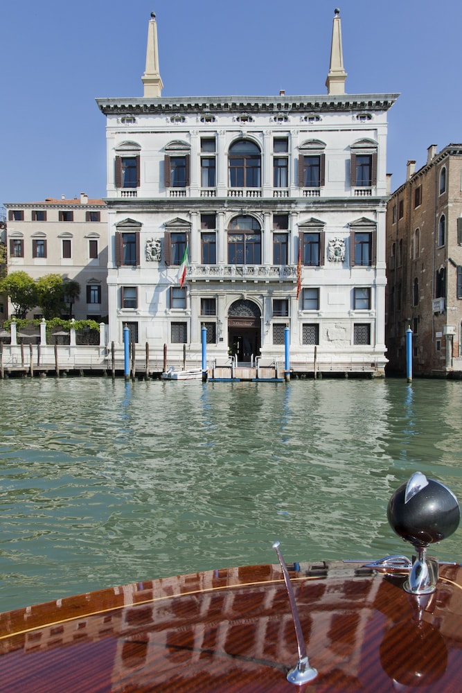 Aman Venice 17/19