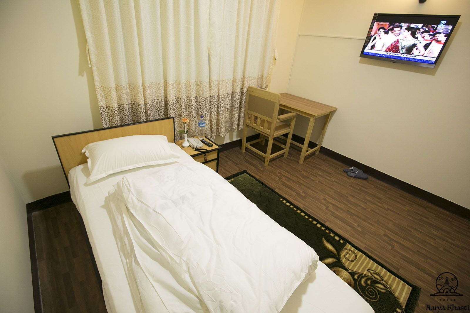 BASIC, SINGLE, SINGLE BED