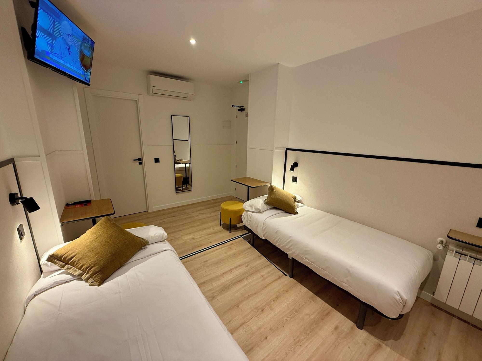 Family, Quadruple, Multiple Beds, City View, Balcony