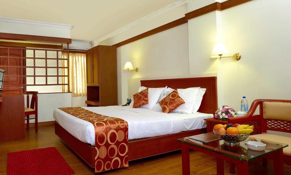 HOTEL AISWARYA 13/28