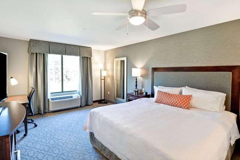 Suite, King Bed