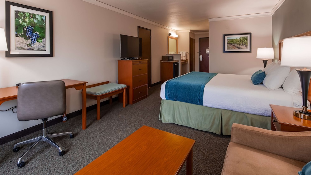 Best Western Plus Walla Walla Suites Inn 26/55
