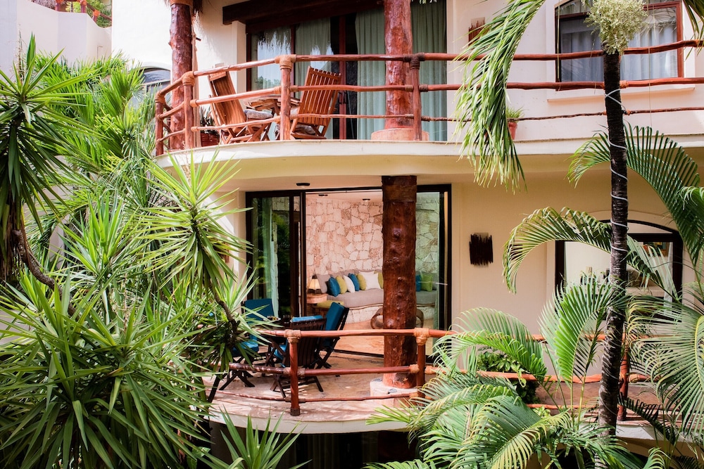 Villas Sacbe Condo Hotel 8/49