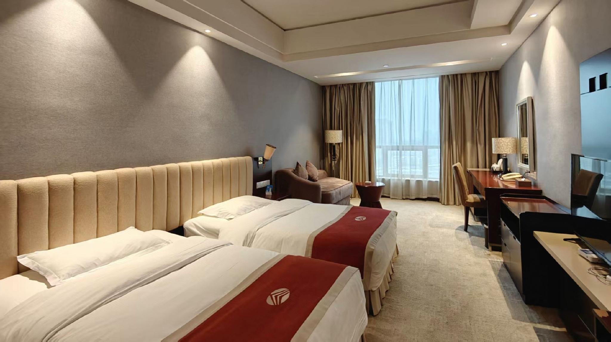 Huayu International Hotel 5/35