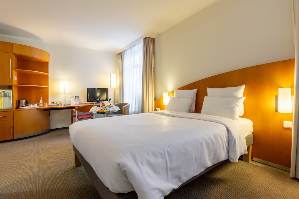 Leonardo Hotel Mainz 16/83