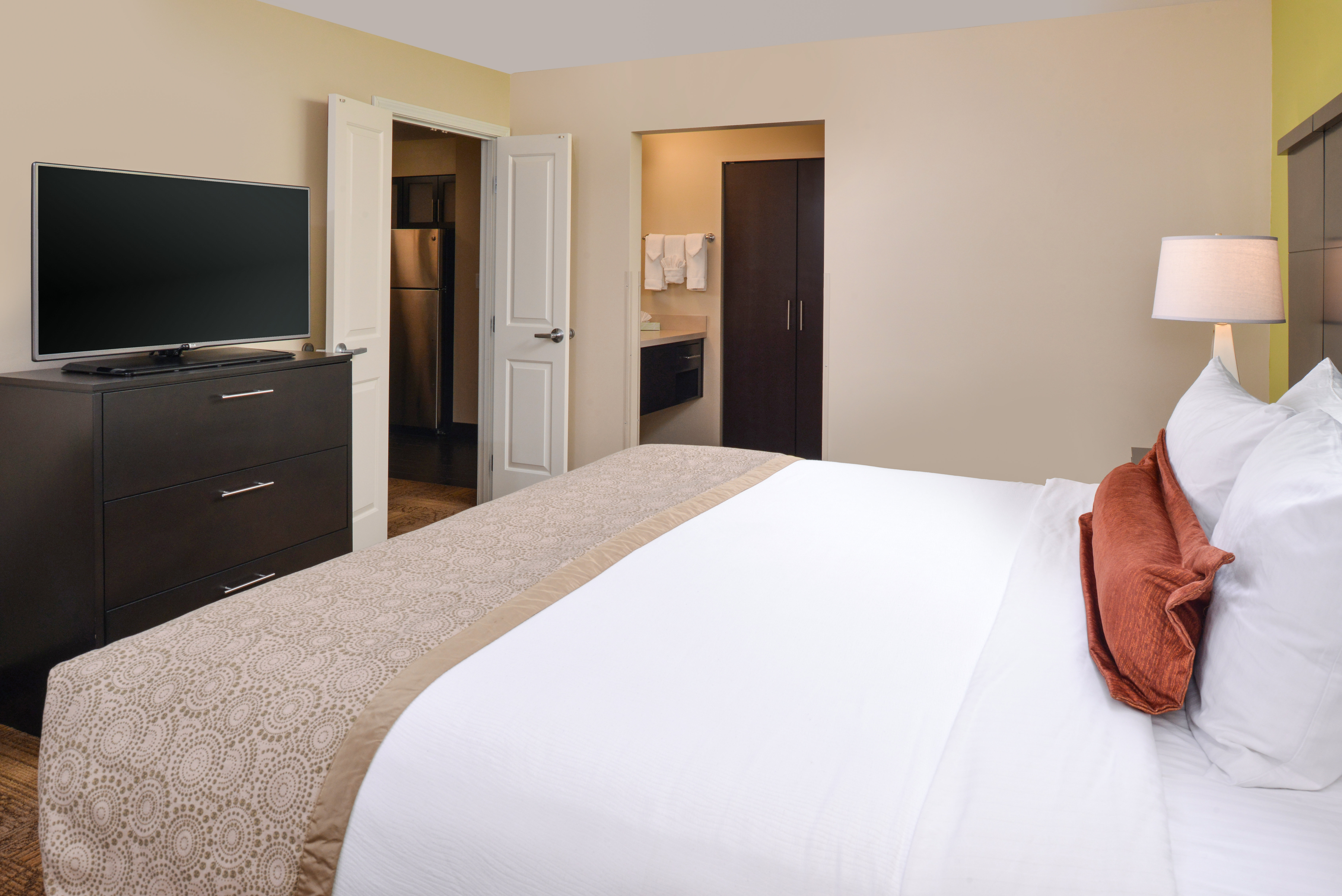 Staybridge Suites Merrillville 3/51