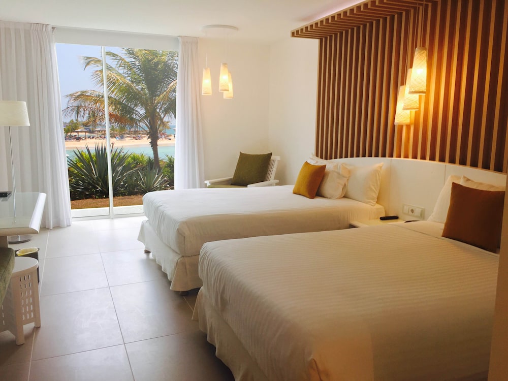 La Creole Beach Hotel and Spa 23/68