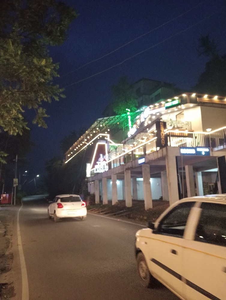 Hotel Opera 41/45