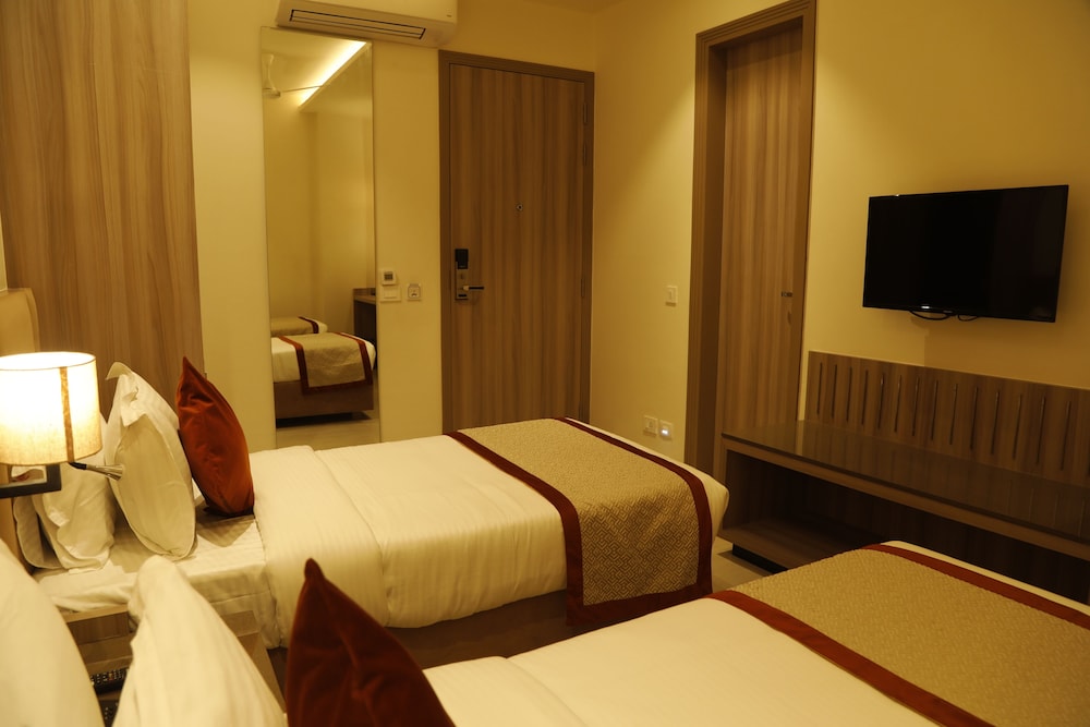 Hotel The Royal Vista 28/50