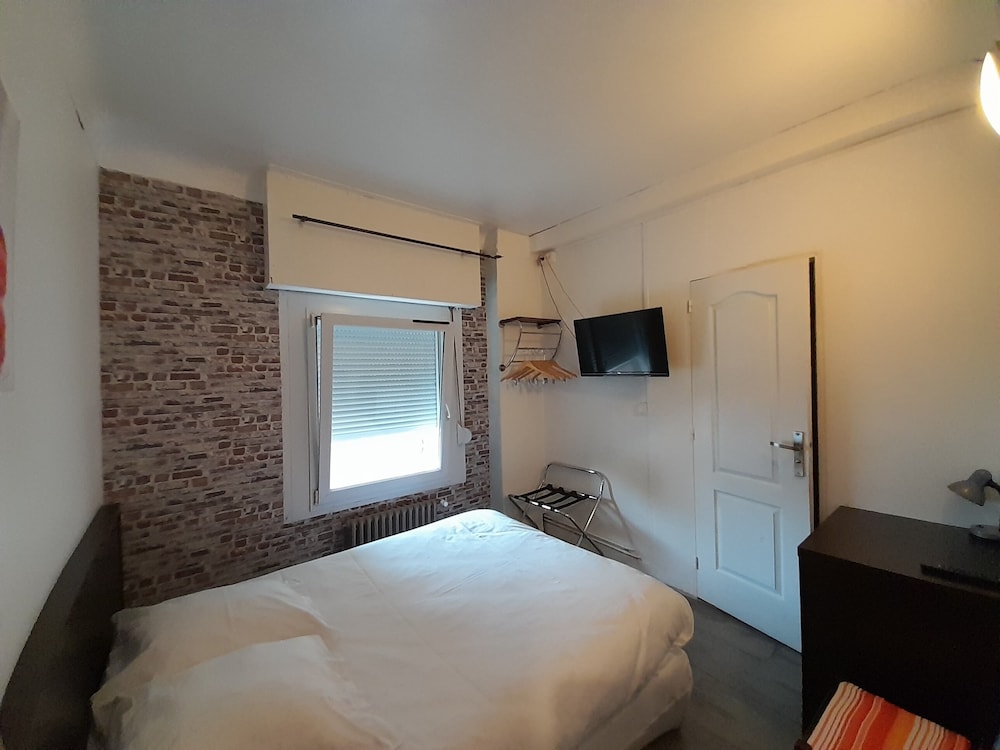 Hotel Au Spatial 11/74