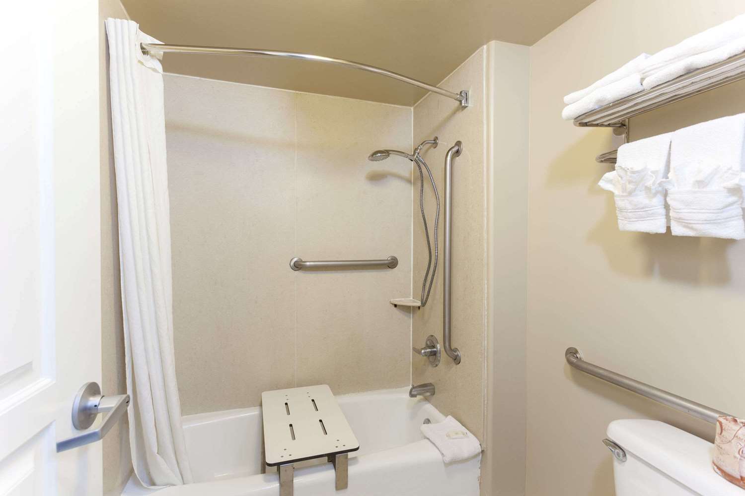 Torrance Inn LAX Airport Area 35/38