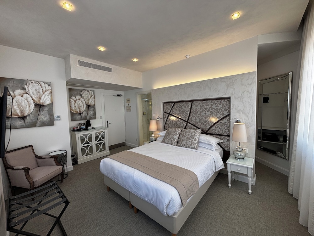 Deluxe Room Sea View