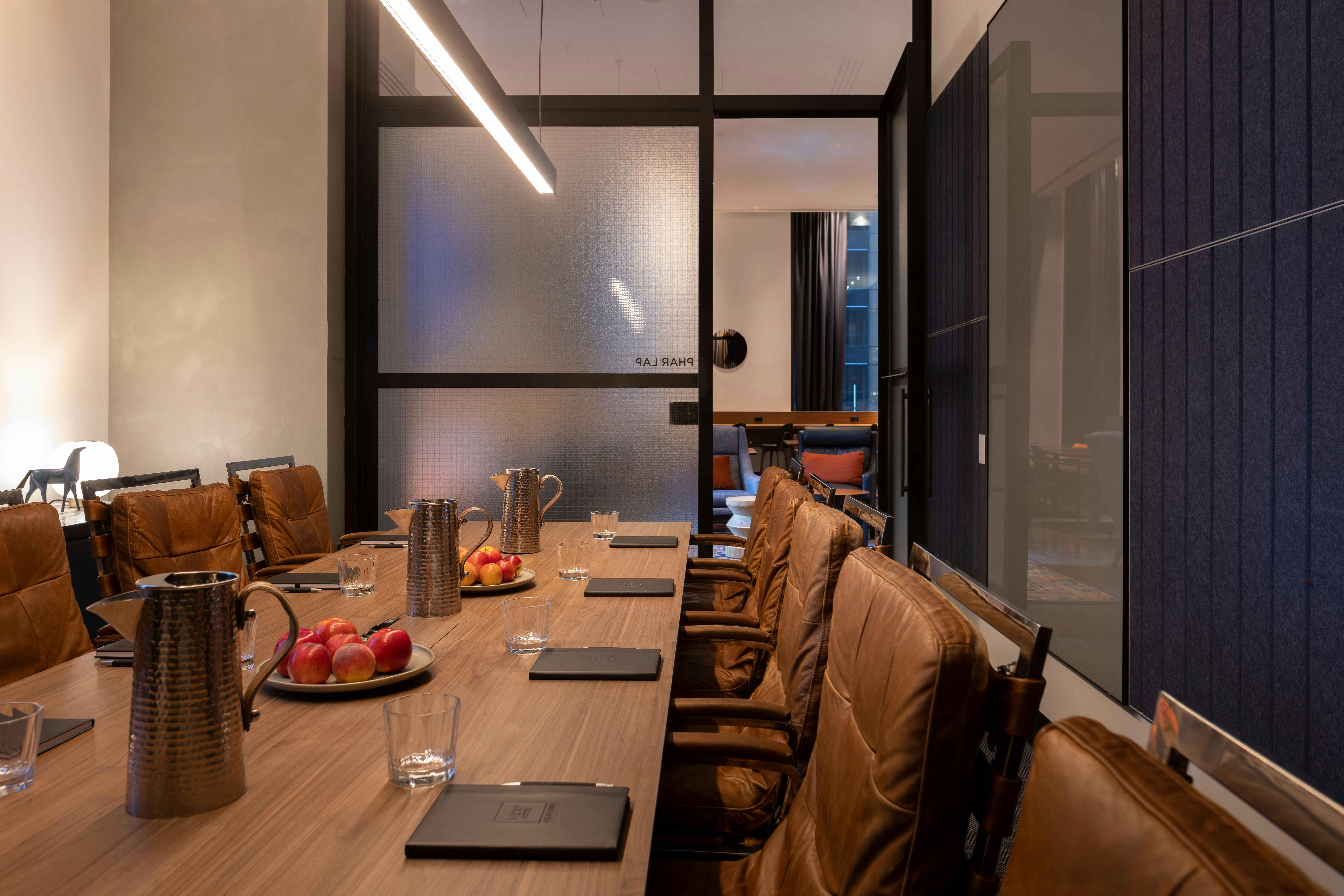 Next Hotel Melbourne, Curio Collection by Hilton 21/21