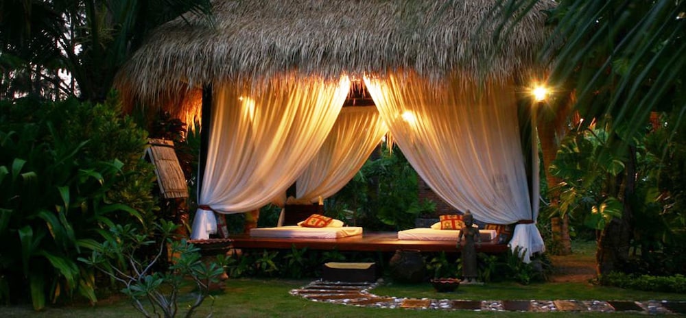 Cham Villas Boutique Luxury Resort 5/50