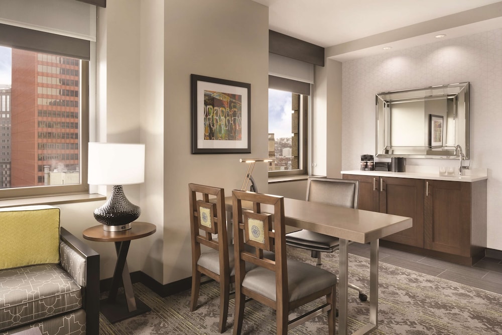 Embassy Suites By Hilton Pittsburgh Downtown 45/57