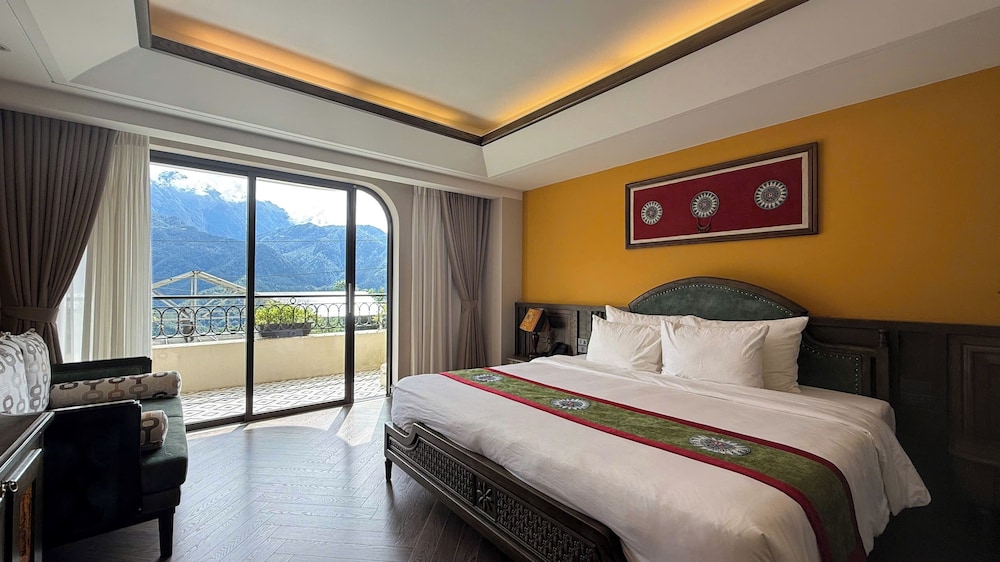 SUPERIOR, DOUBLE BED