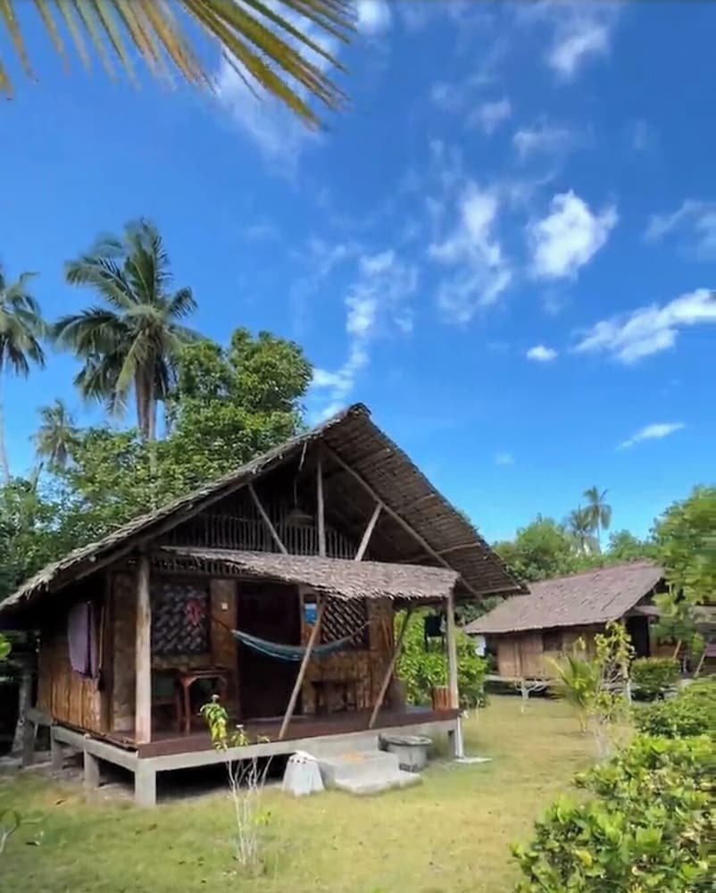 Mutiara Beach Resort 65/69