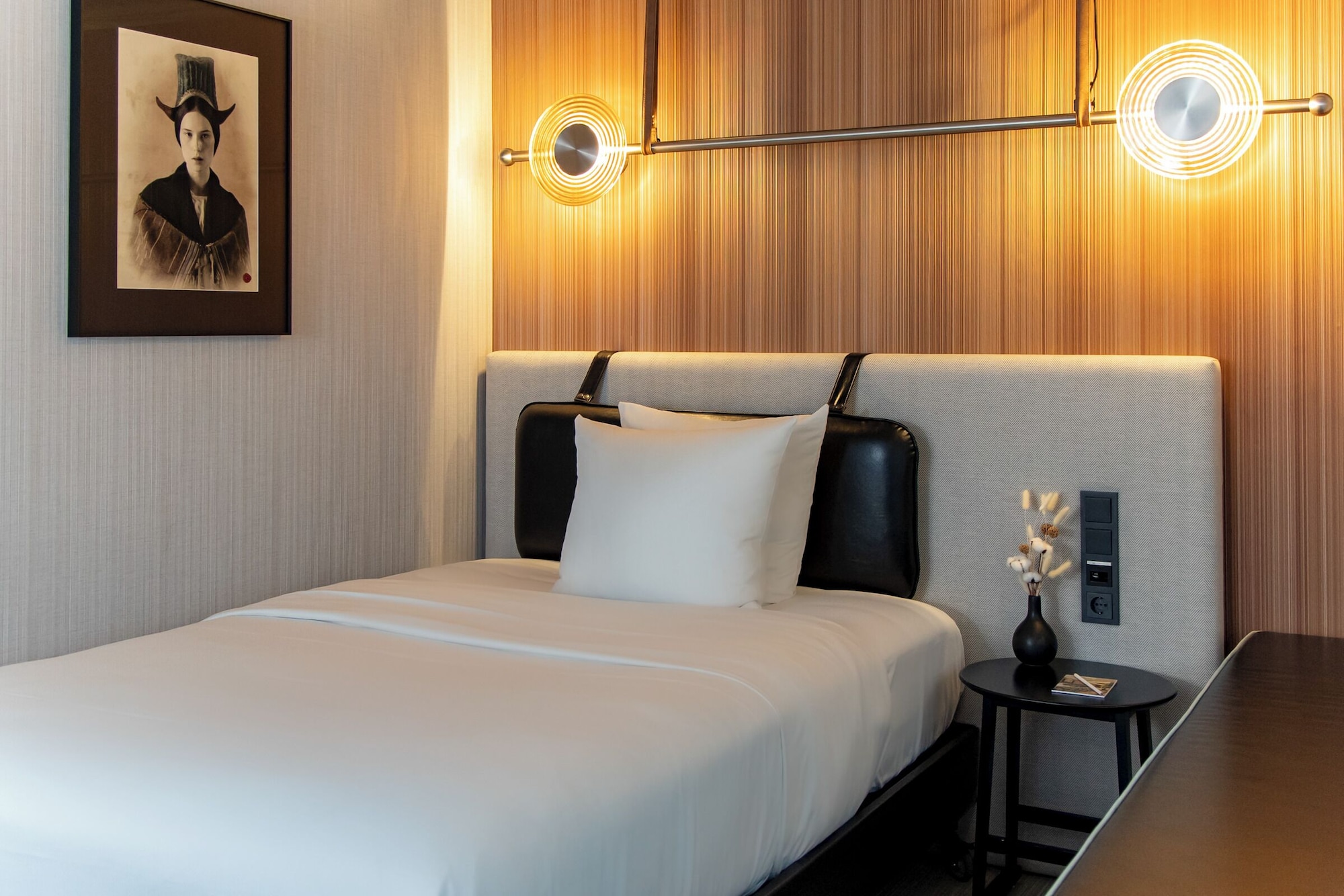 CLASSIC, SINGLE BED