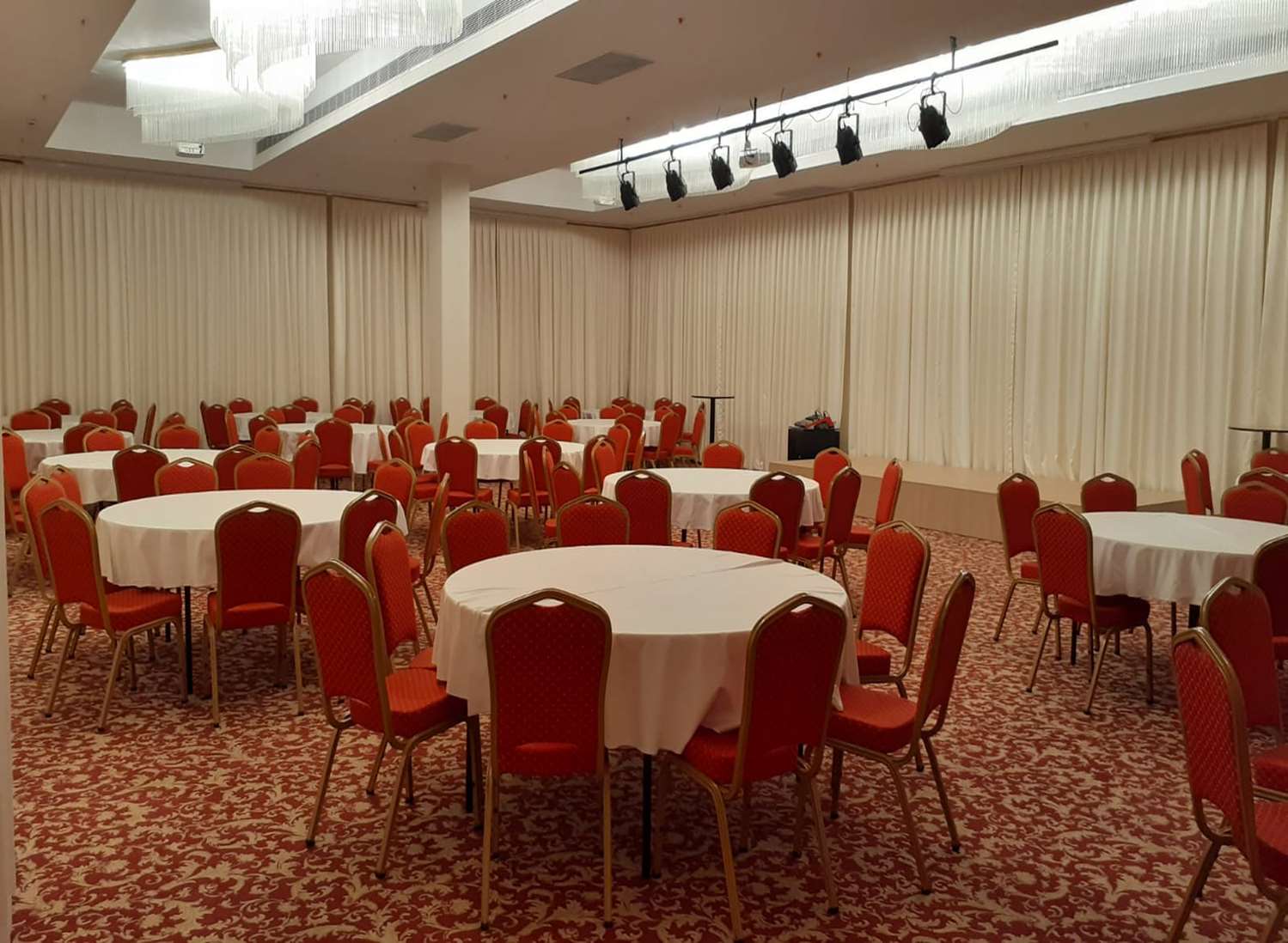Baskent Center Hotel 60/61