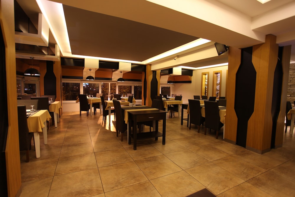 restaurant-cafeteria