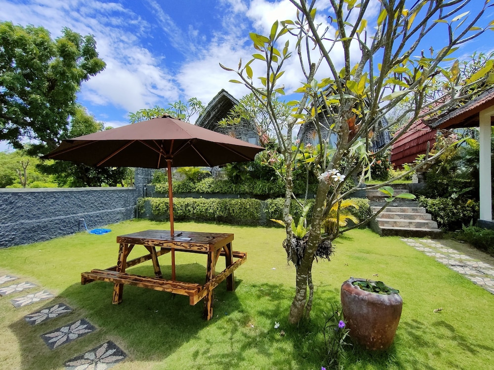 Hotra Hill Cottage by ZUZU 25/34