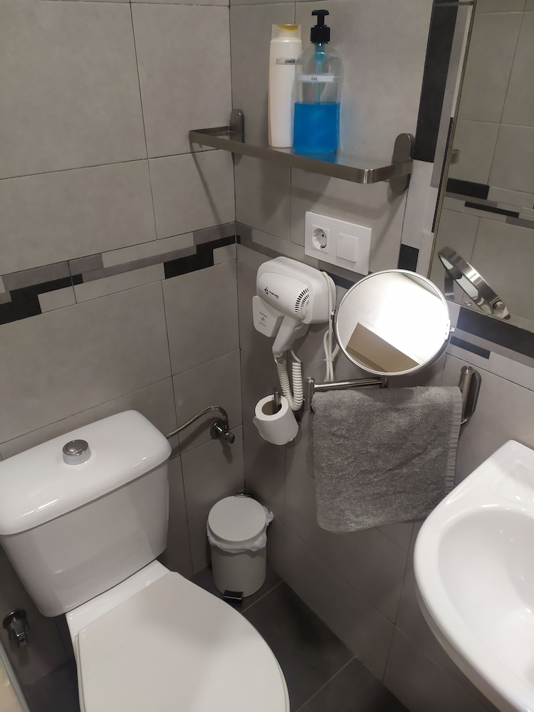 Pension Azahar 44/50