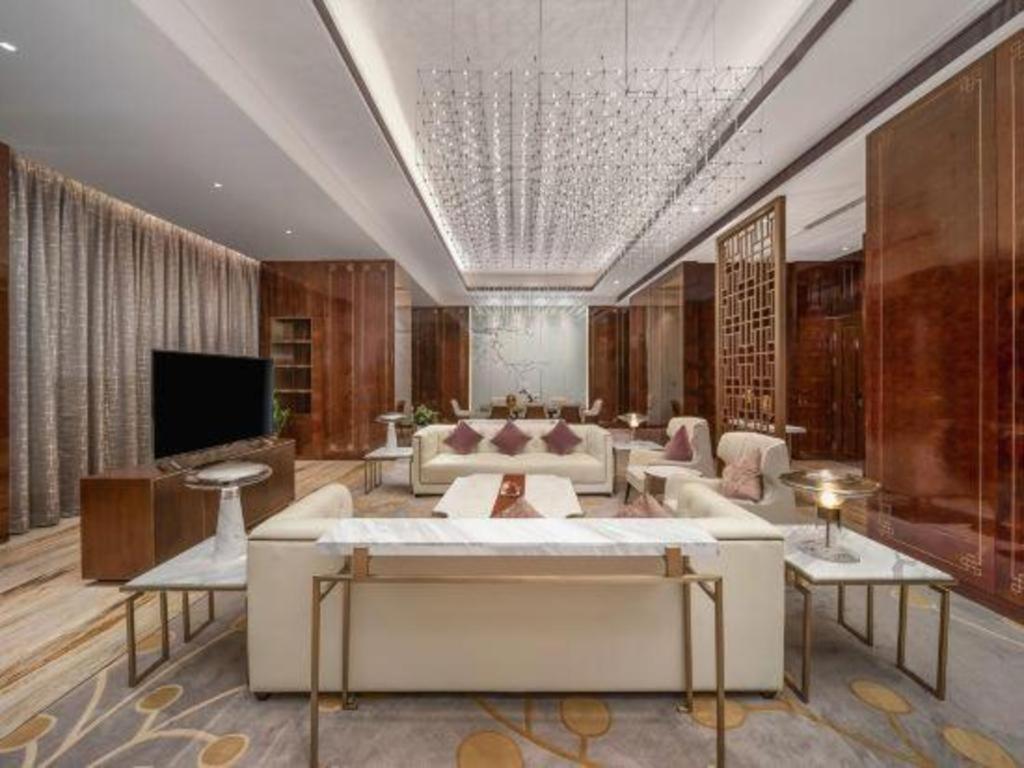 Zhong Ding Oriental Mandarin Hotel 40/50