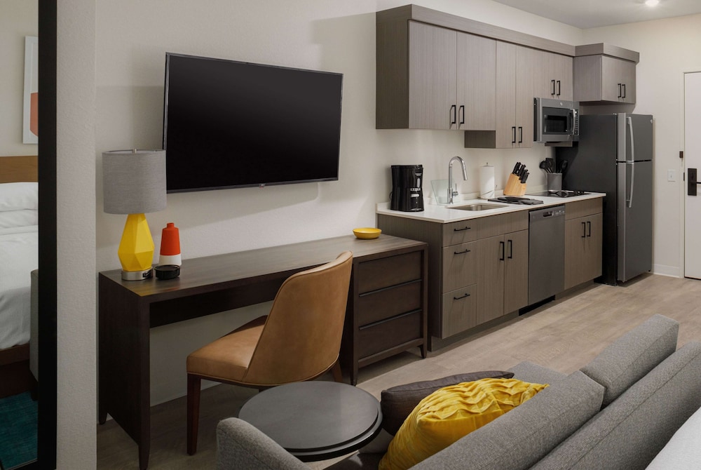 WaterWalk Extended Stay by Wyndham Huntsville 31/50