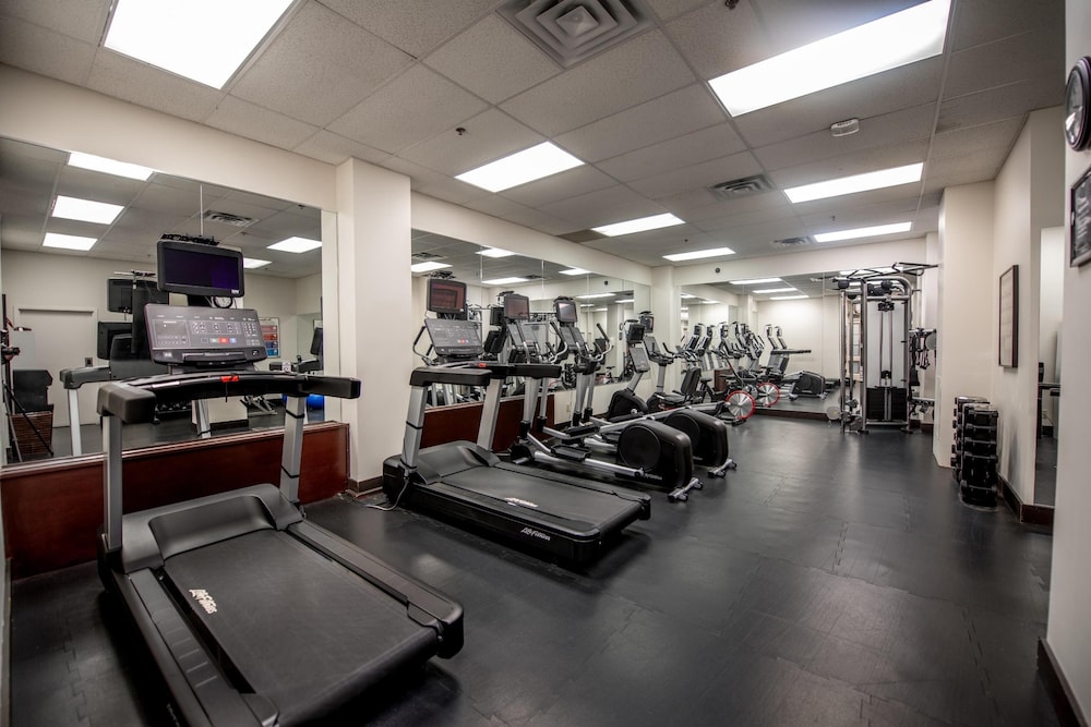 Campus Tower Suite Hotel 34/67