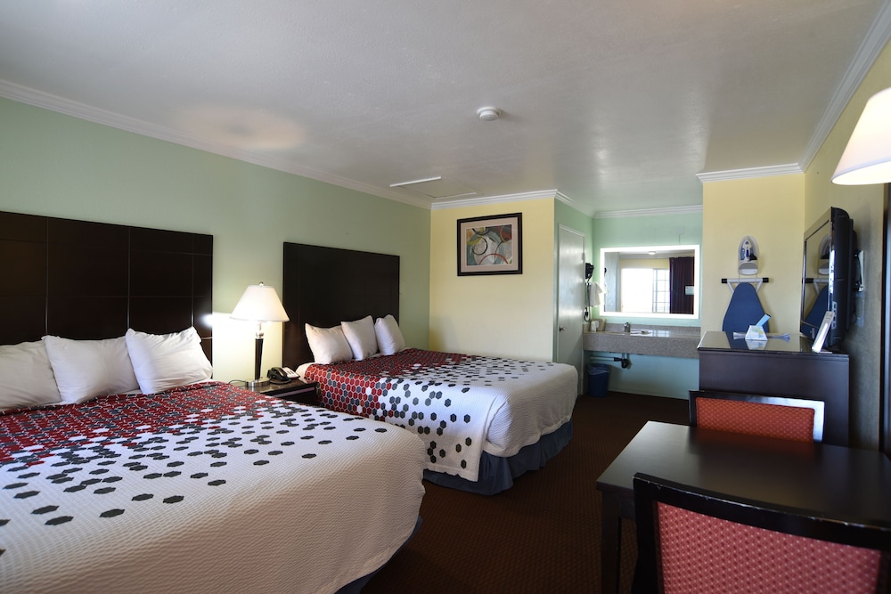 Estero Bay Motel 17/57