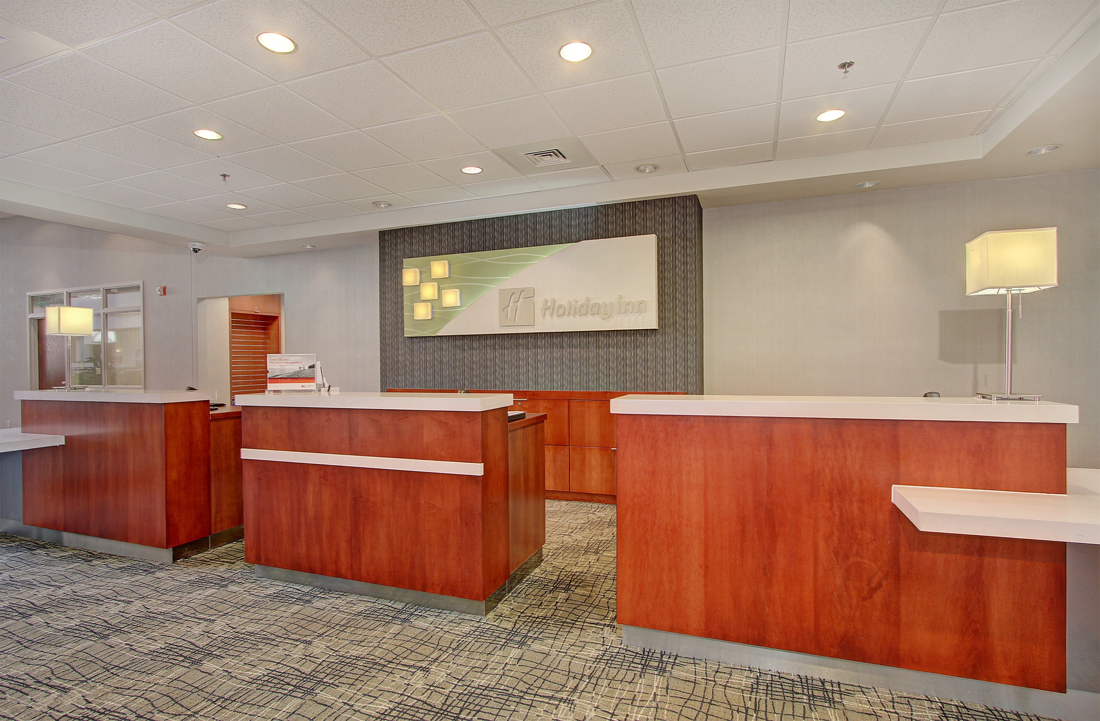 Holiday Inn University Plaza-Bowling Green 10/71