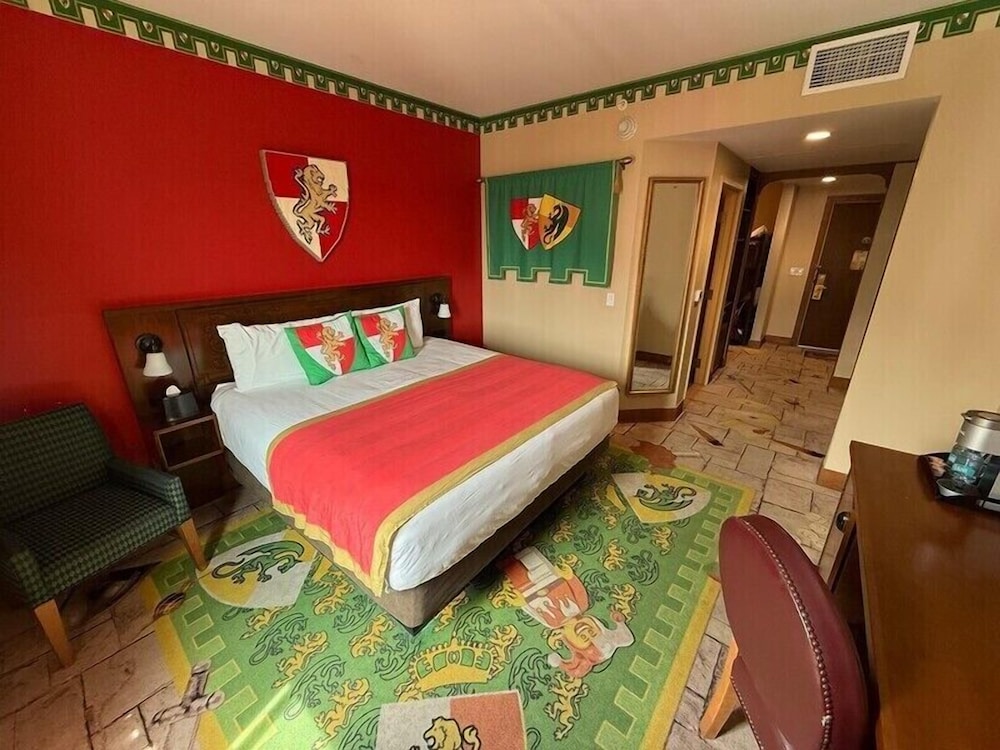 Legoland Florida Hotel 10/50