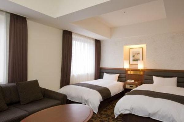 ROOM, TWIN BEDS, SMOKING