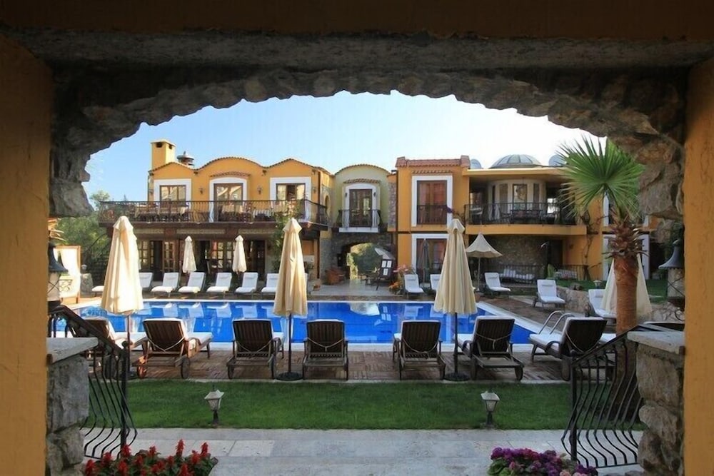The Olive Tree Studios - Adults Only 44/50