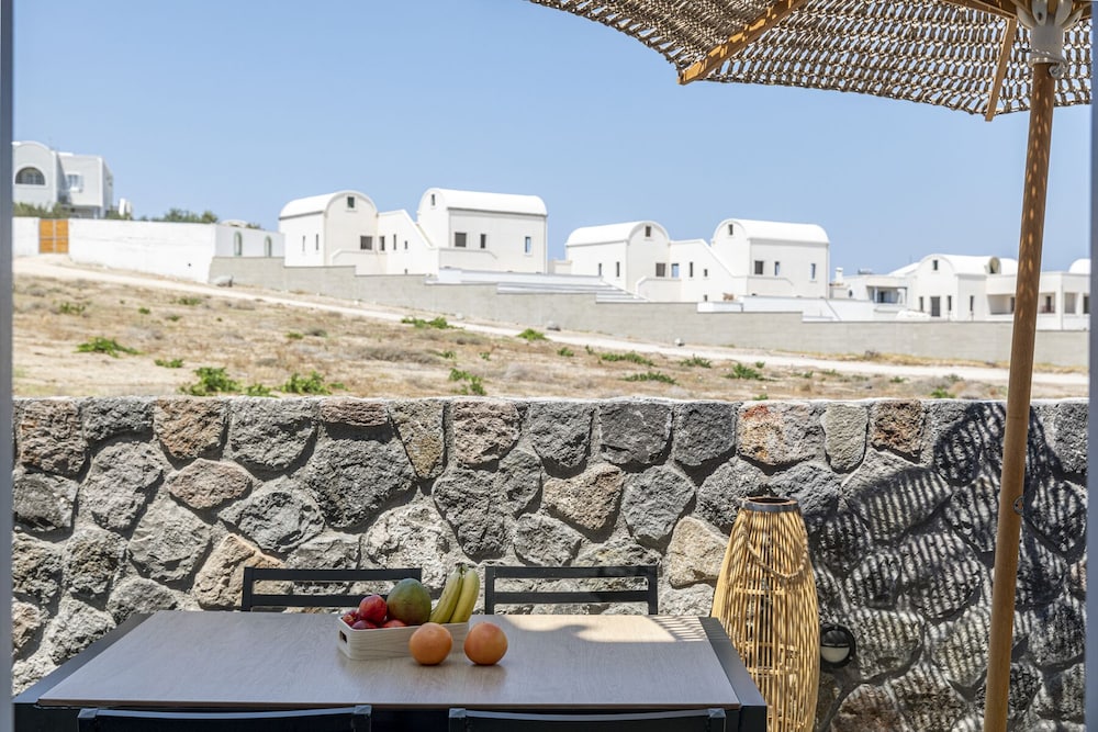 Alafropetra Luxury Suites 41/49