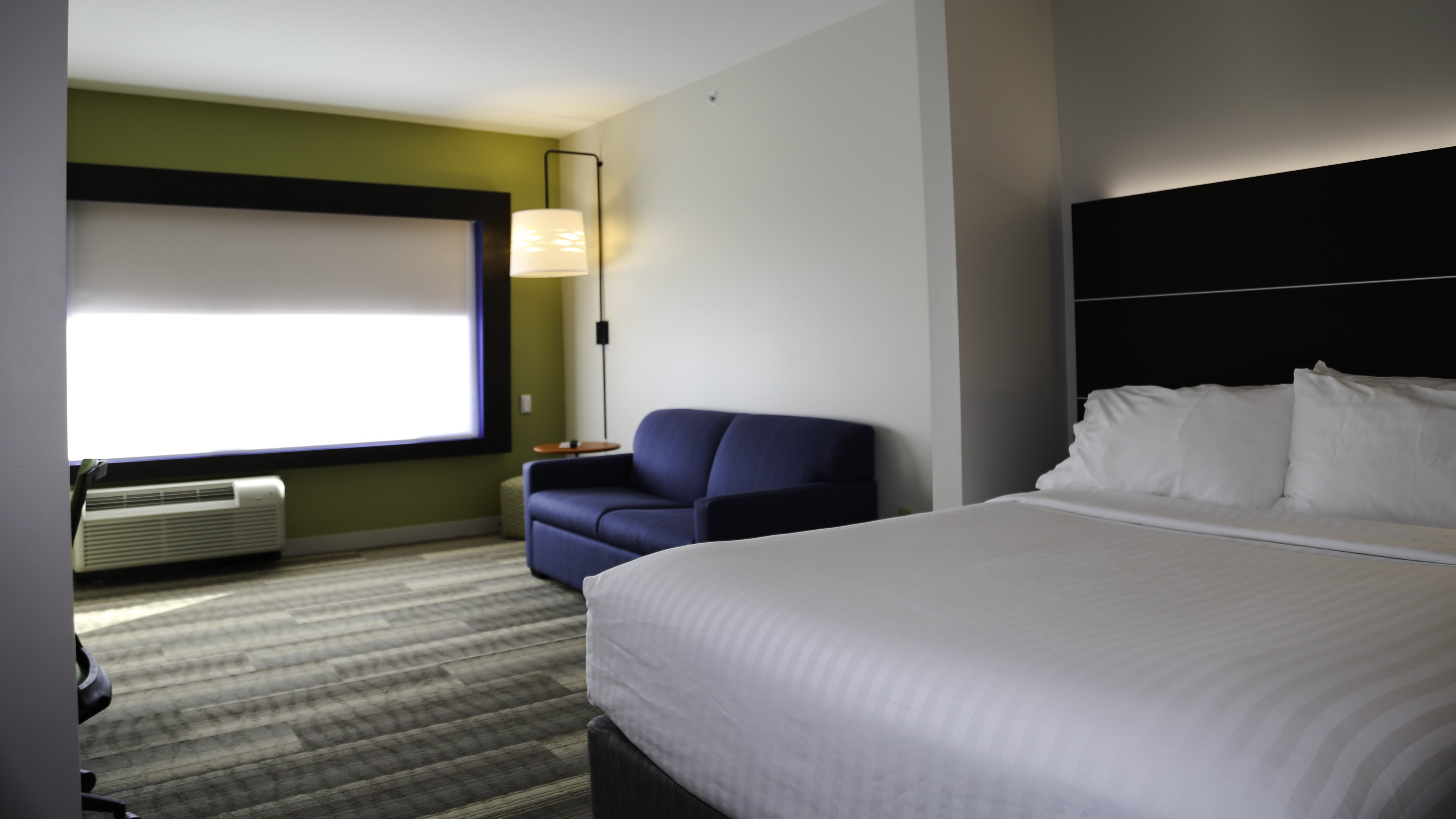 Suite, King Bed