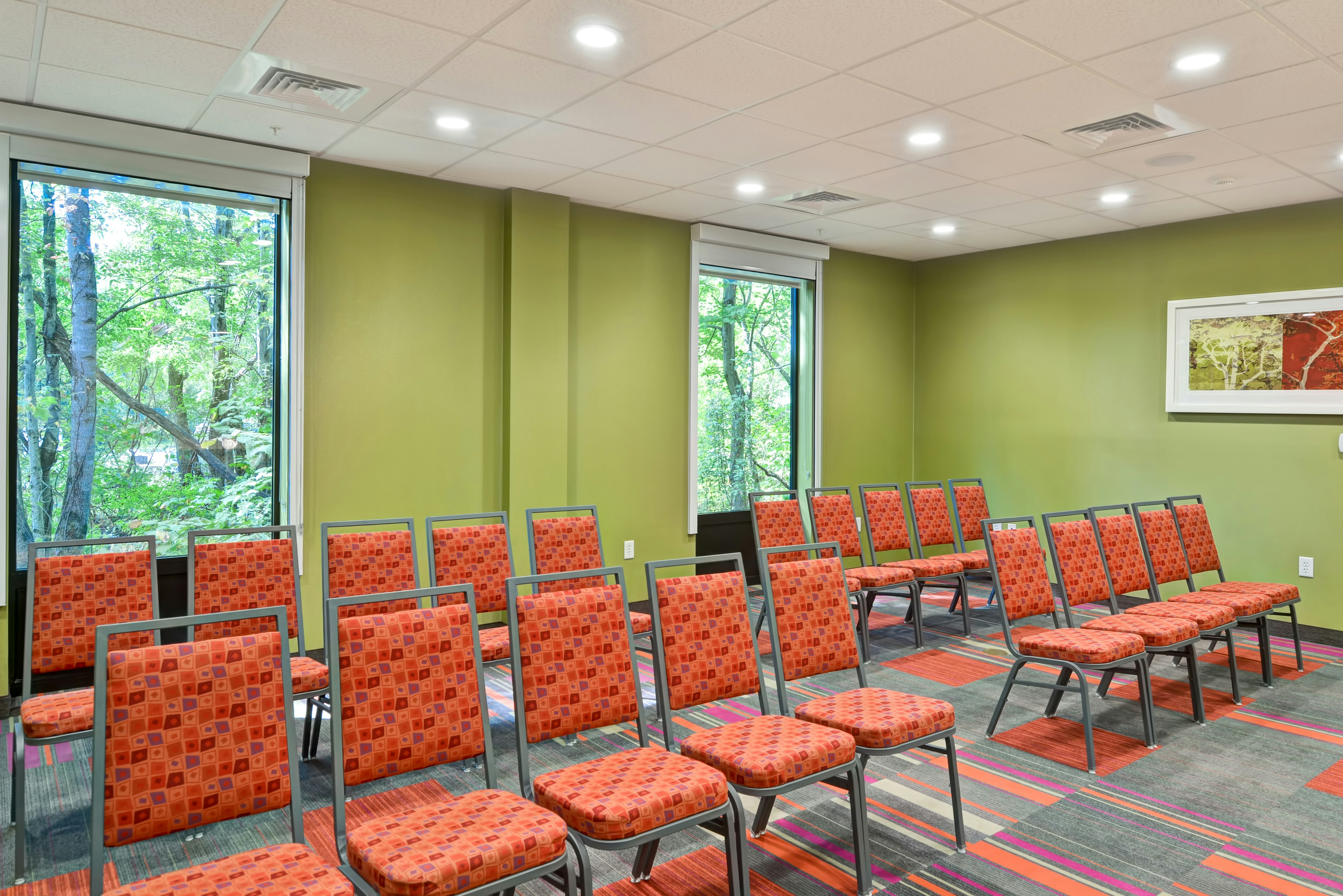 Home2 Suites by Hilton Stafford Quantico 17/19