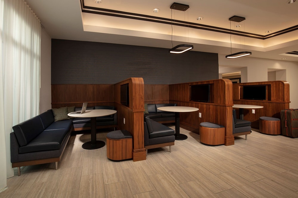 Courtyard By Marriott Houston Kemah 13/20