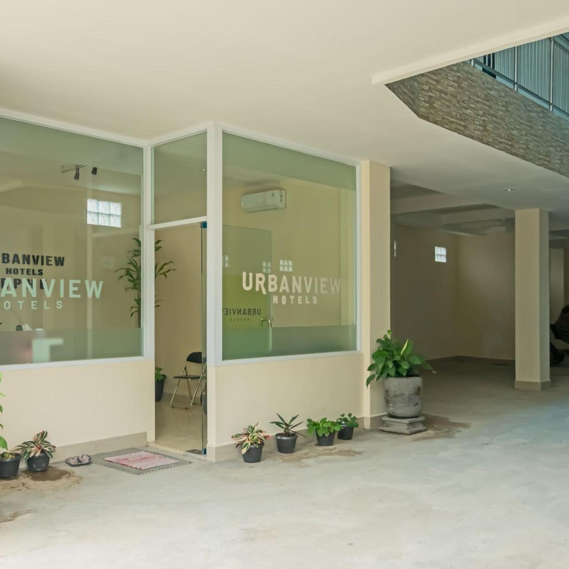 Urbanview Hotel Ephe Palembang by RedDoorz 4/30