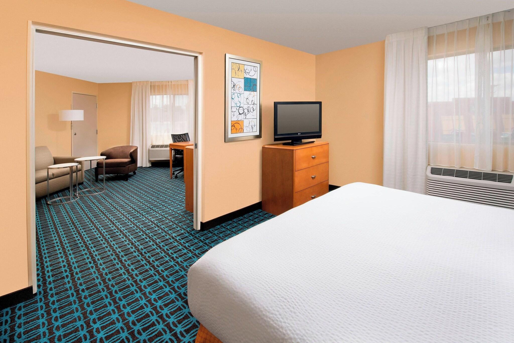 1 Bedroom, Suite, King Bed