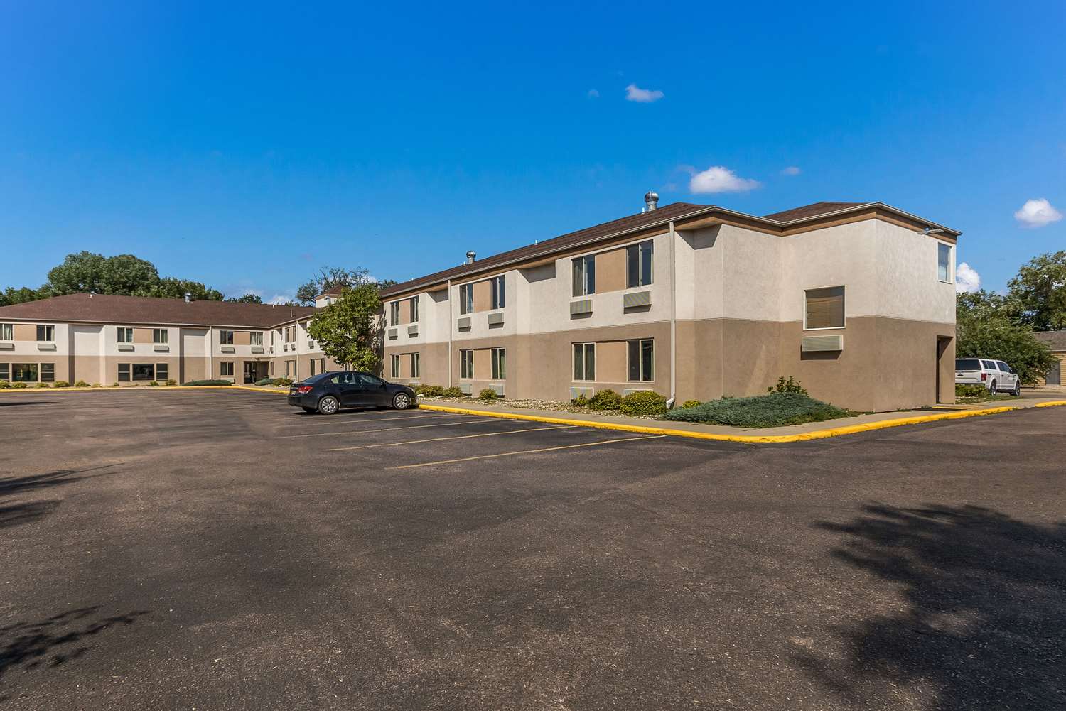 Sleep Inn Sioux Falls Airport, SD 21/22