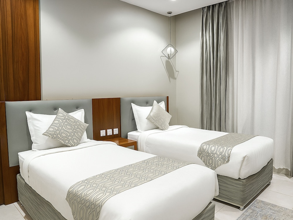 بناية سرايا 2 ل بناية سرايا 2(Al Alamein Suites Ex Saraya Building 2 Al Saraya 2 Building) 62/97