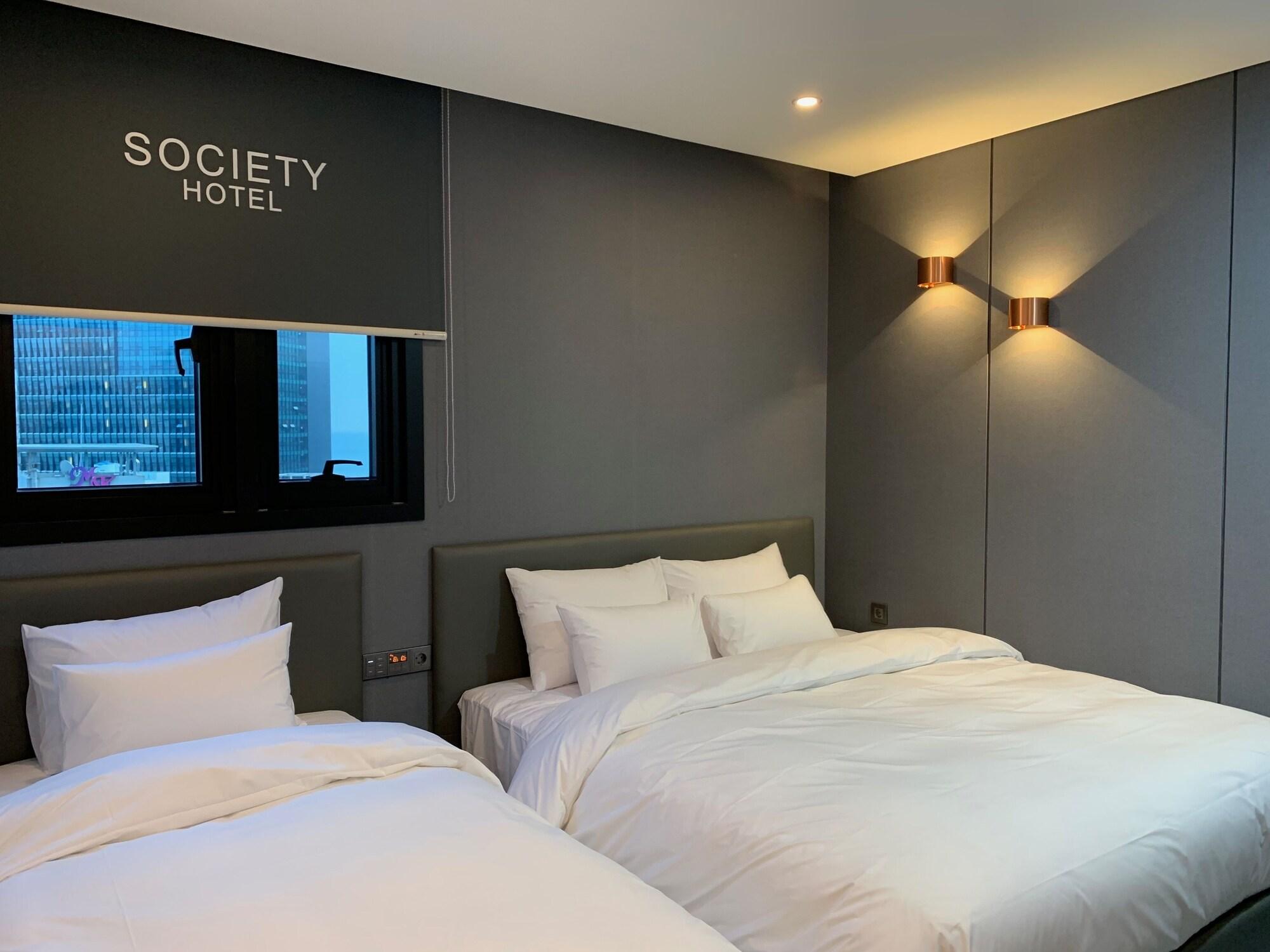 Hotel Society 12/54