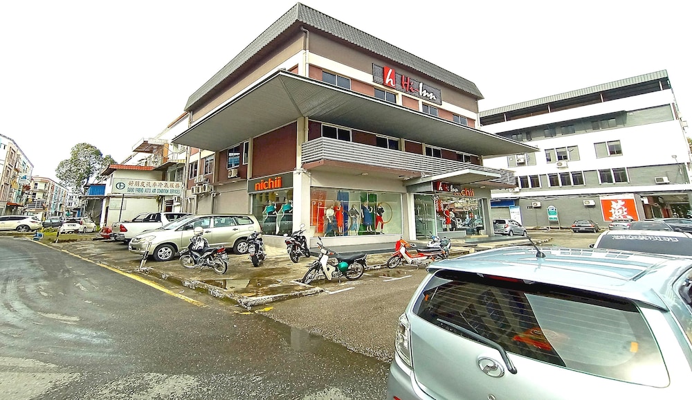 Hotel O Hi Inn 43/45