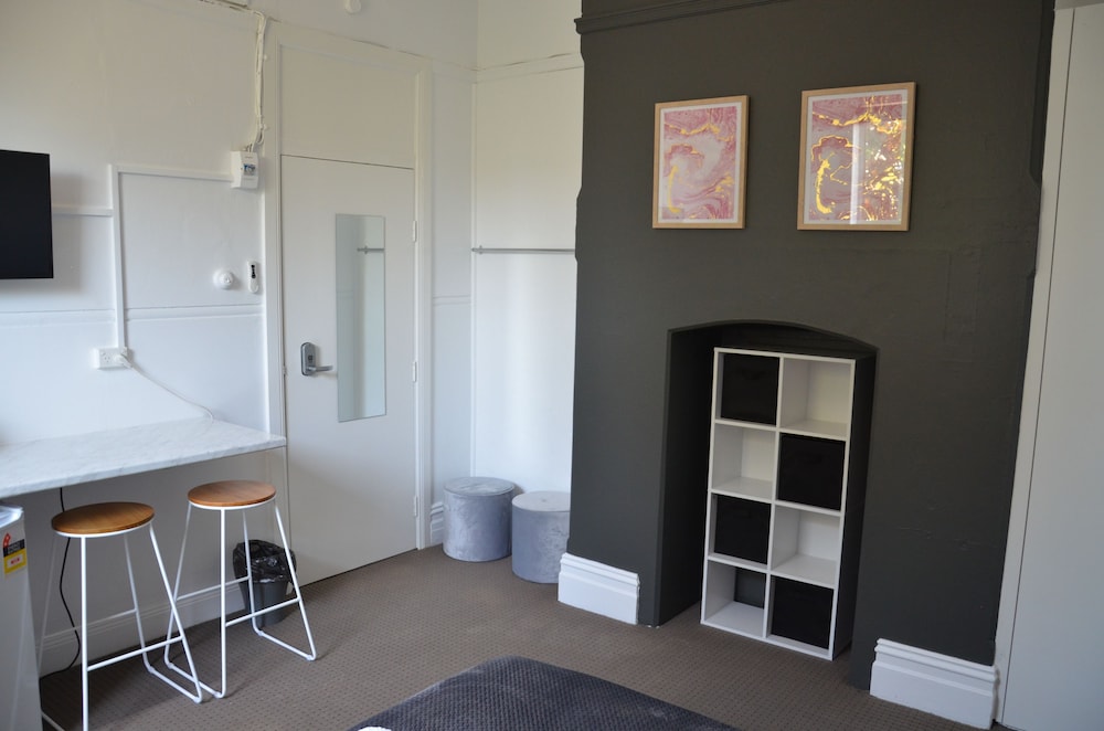 Manly Guest House 17/20