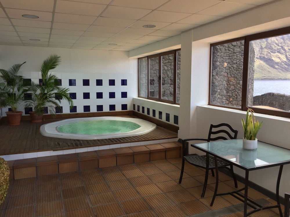 Parador De El Hierro 6/40