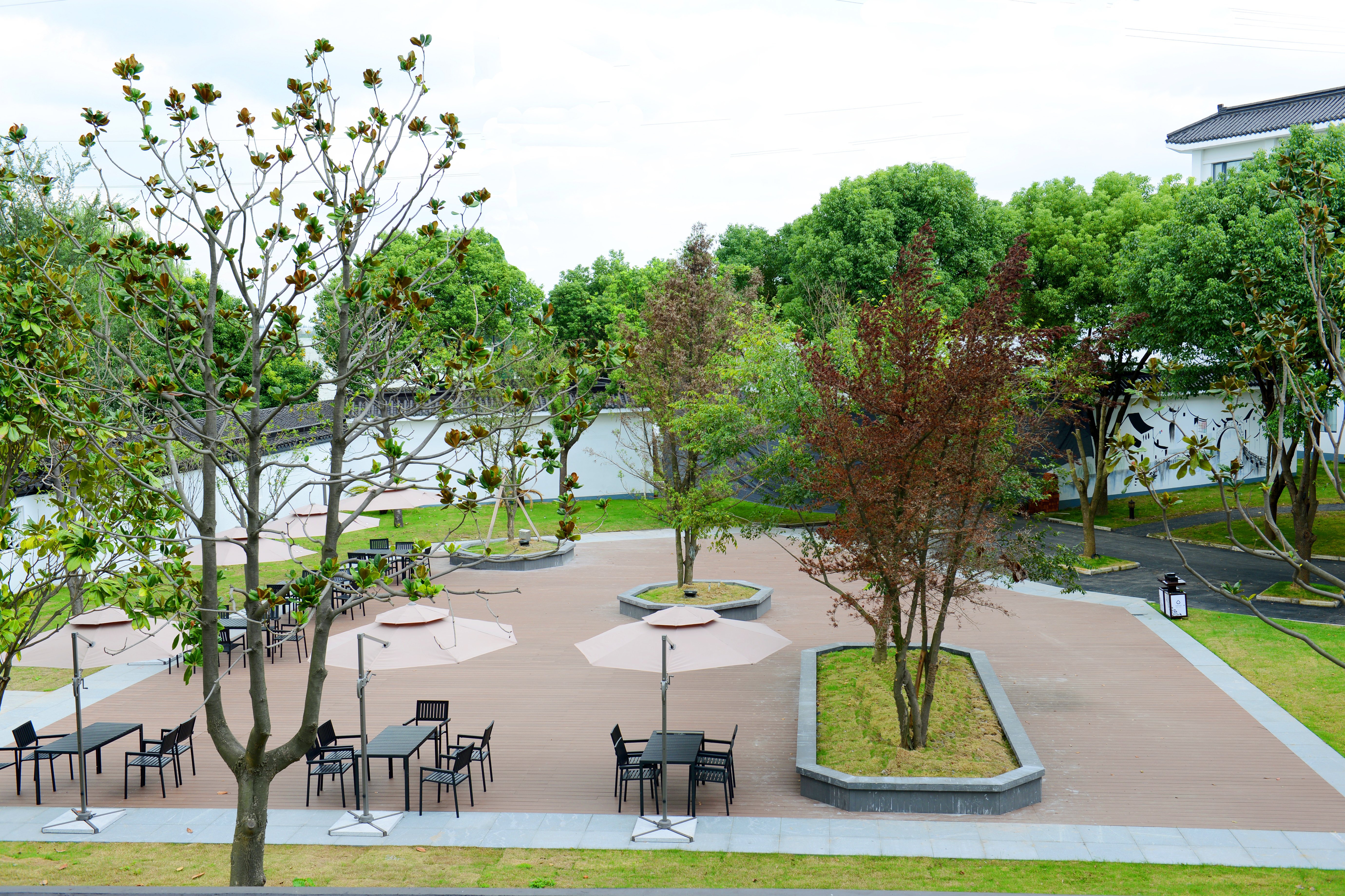 Holiday Inn Express Suzhou Zhouzhuang Ancient Town 66/68