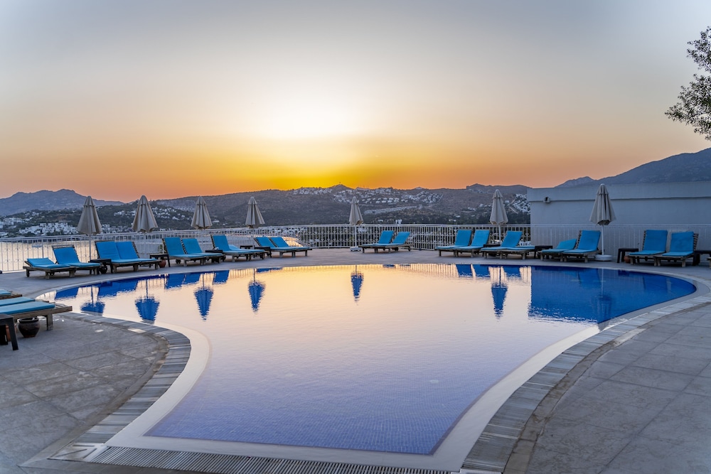 Riva Bodrum Resort - Adult Only +16 50/67