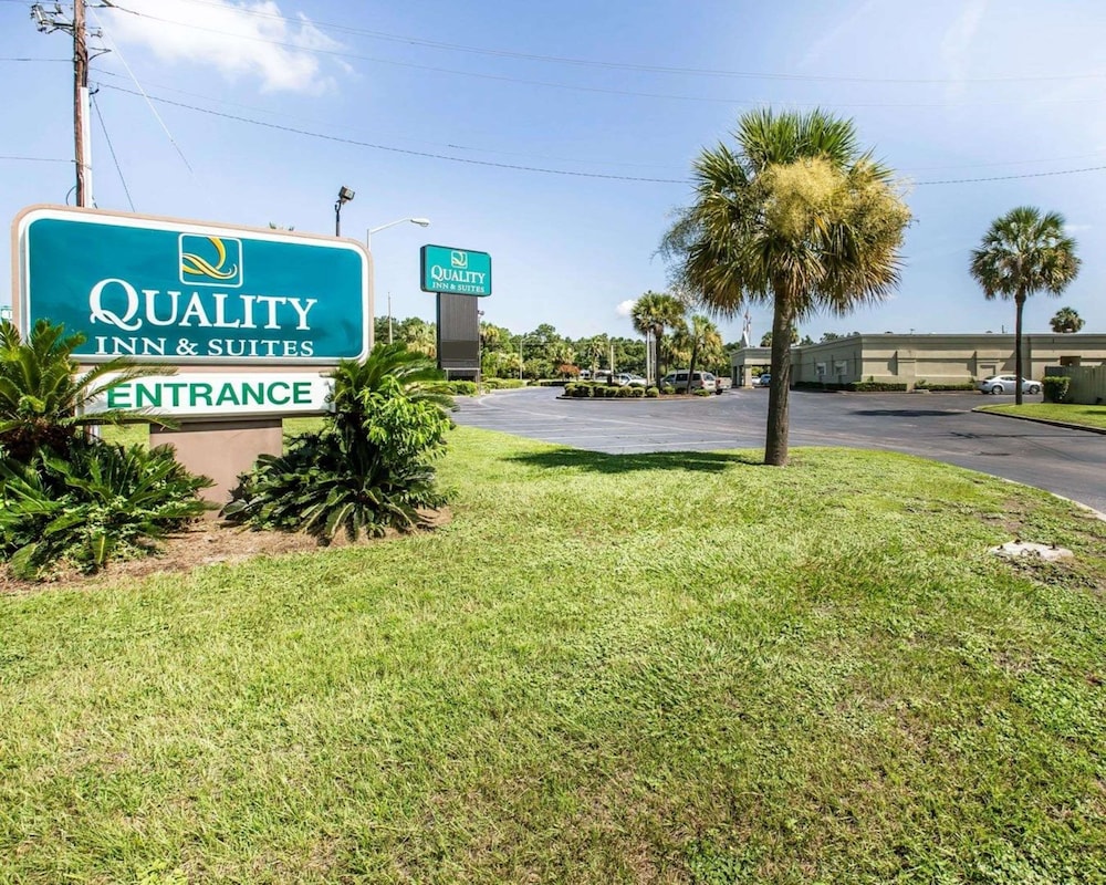 Quality Inn & Suites Waycross 1/45