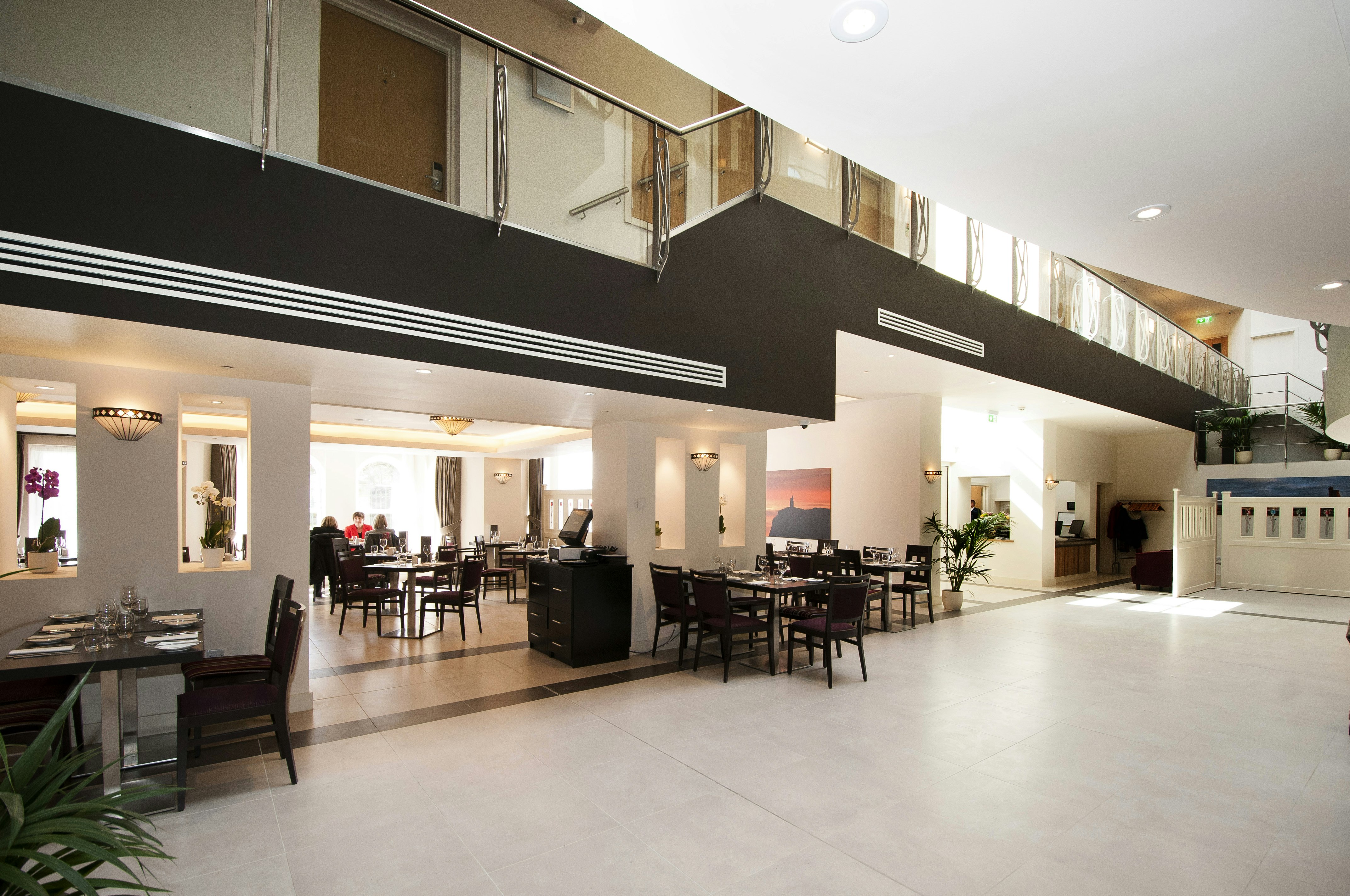 Mannin Hotel 6/9